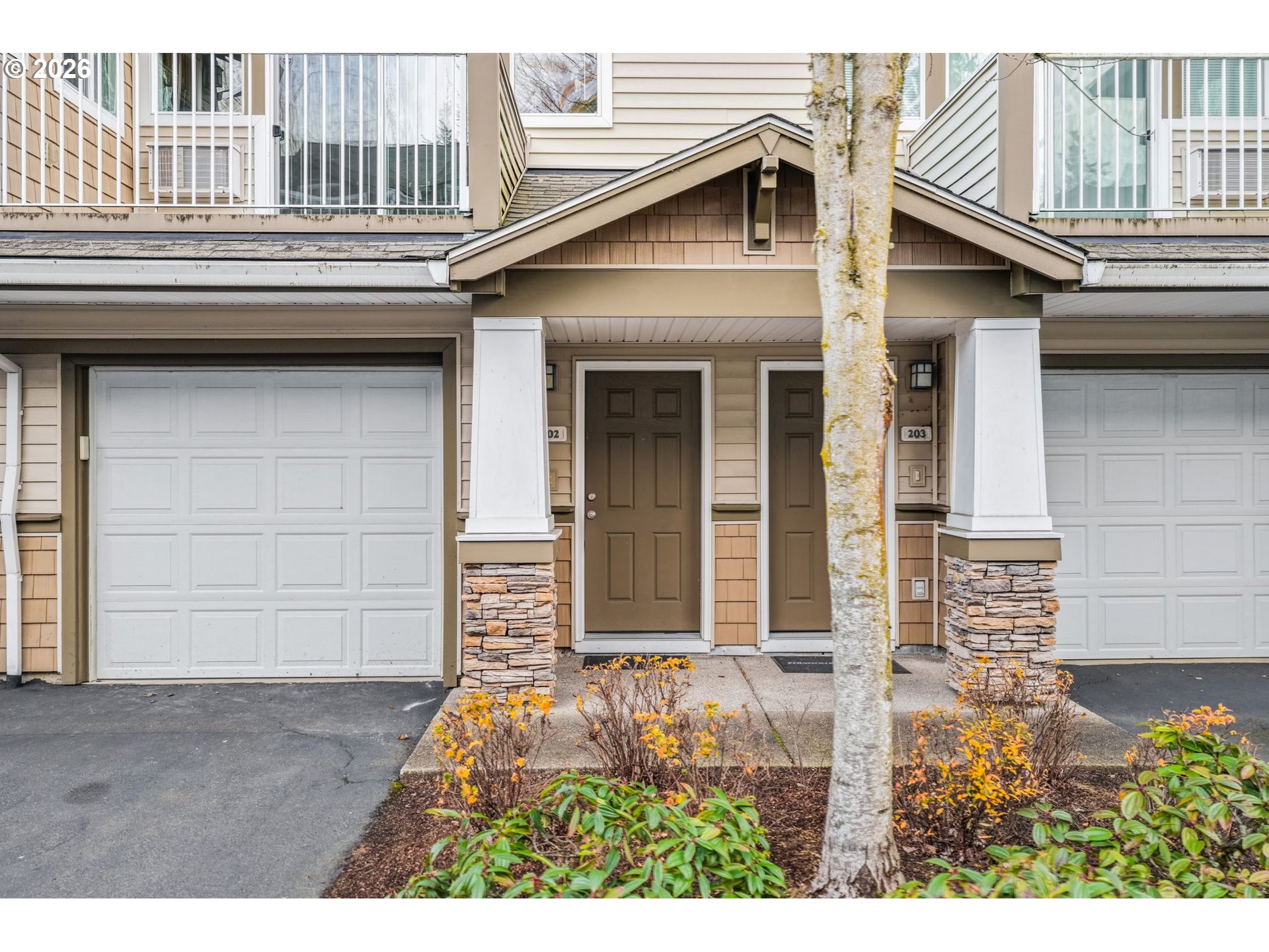 10857 SW CANTERBURY LN #202 Tigard, OR 97224