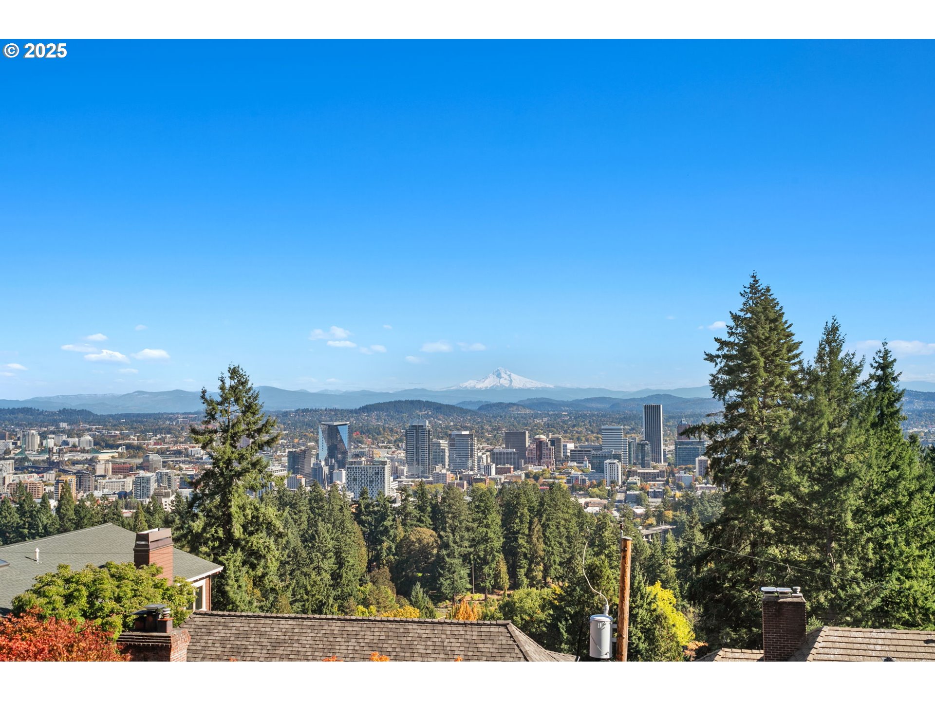 2933 SW FAIRVIEW BLVD Portland, OR 97205